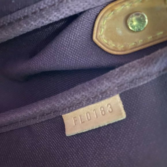 Authentic Louis Vuitton Favorite MM monogram - Picture 5 of 11